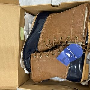 Jbu duck boots 7.5 women